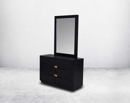 Dresser in wood & oak veneer with 3 drawers and a mirror.