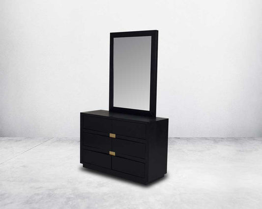 Dresser in wood & oak veneer with 3 drawers and a mirror.