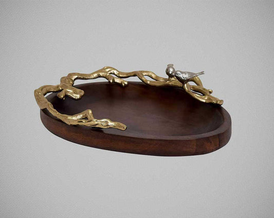 Platter in dark walnut with a decorative finish wood with gold-finished nickel-plated aluminum handle.