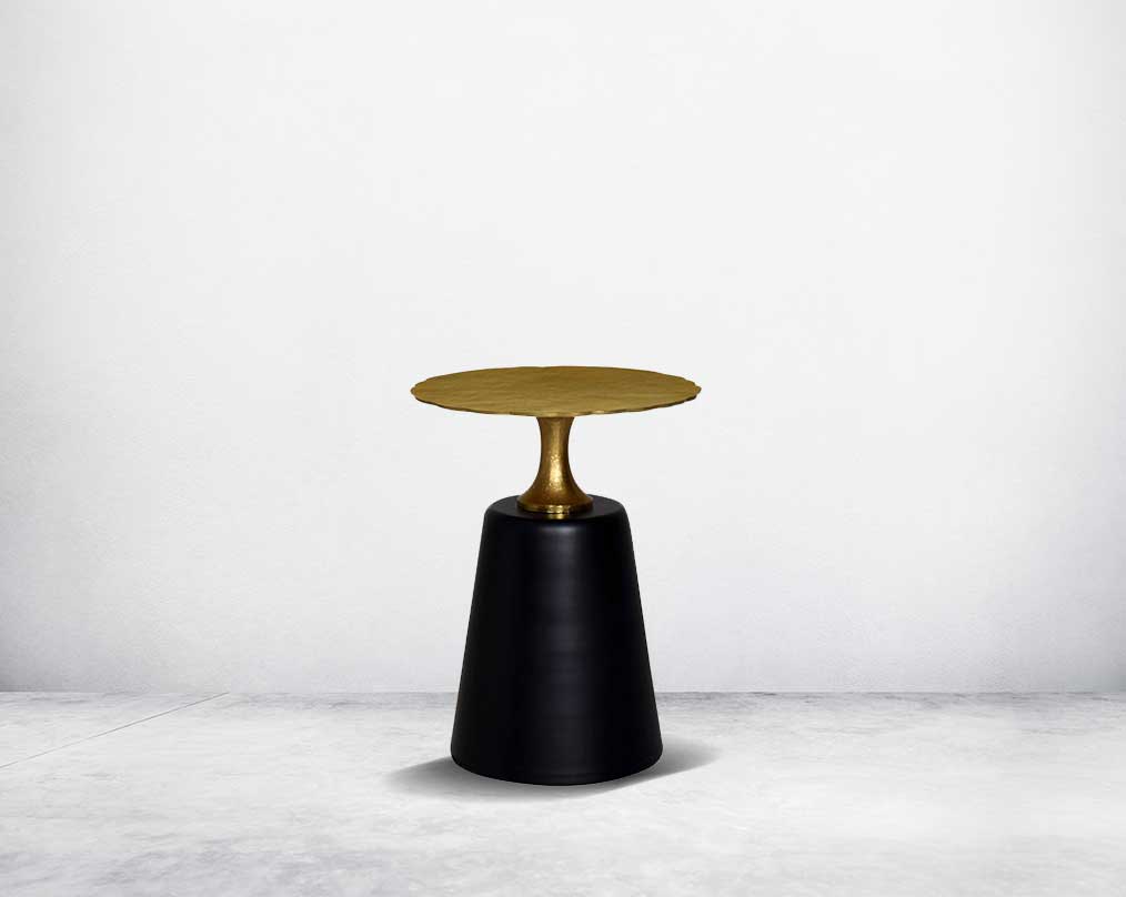 This round coffee & end table set comes with an antique gold top and black aluminium conical base. This table exudes style & sophistication for any living area large