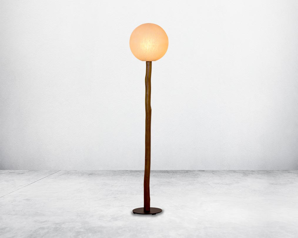 Floor lamp in fibre with wooden stand in balinese design. large 