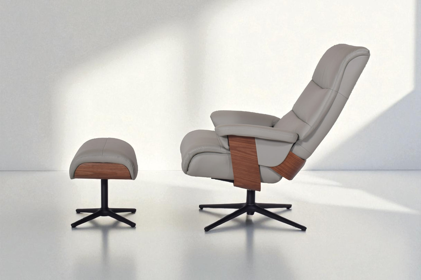 Moba Leisure Chair With Foot Rest